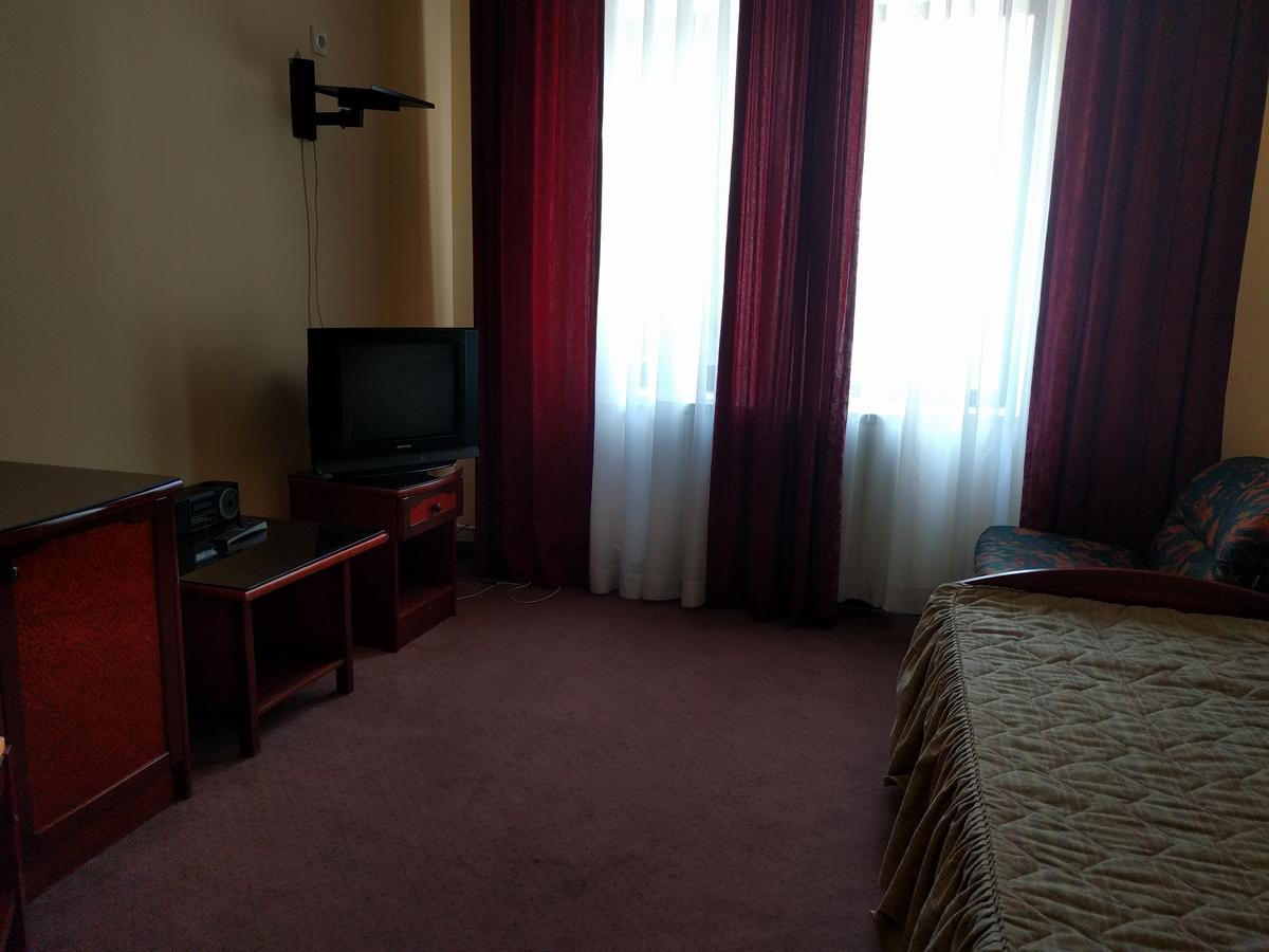 Hotel Vodno Szkopje Kültér fotó