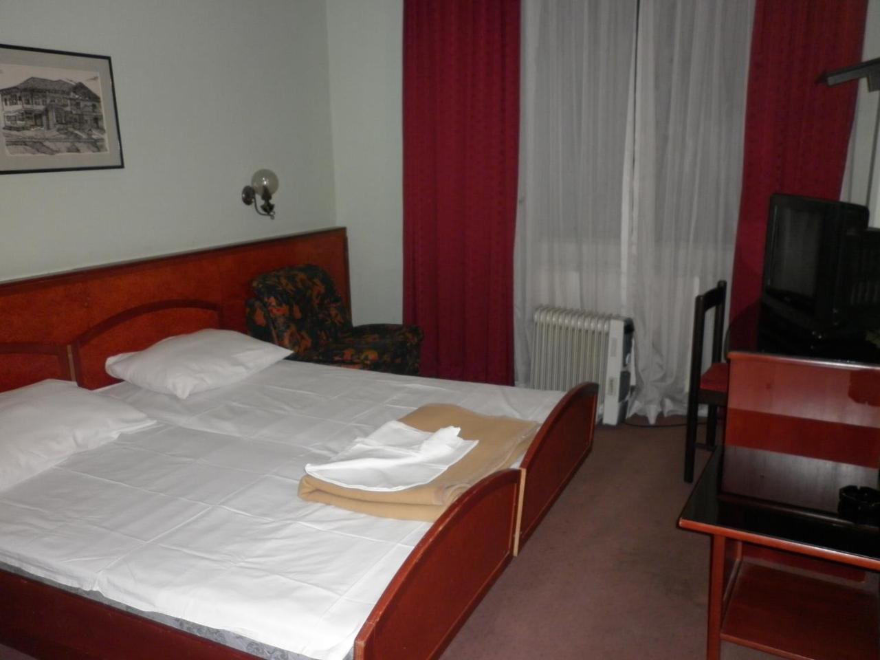 Hotel Vodno Szkopje Kültér fotó